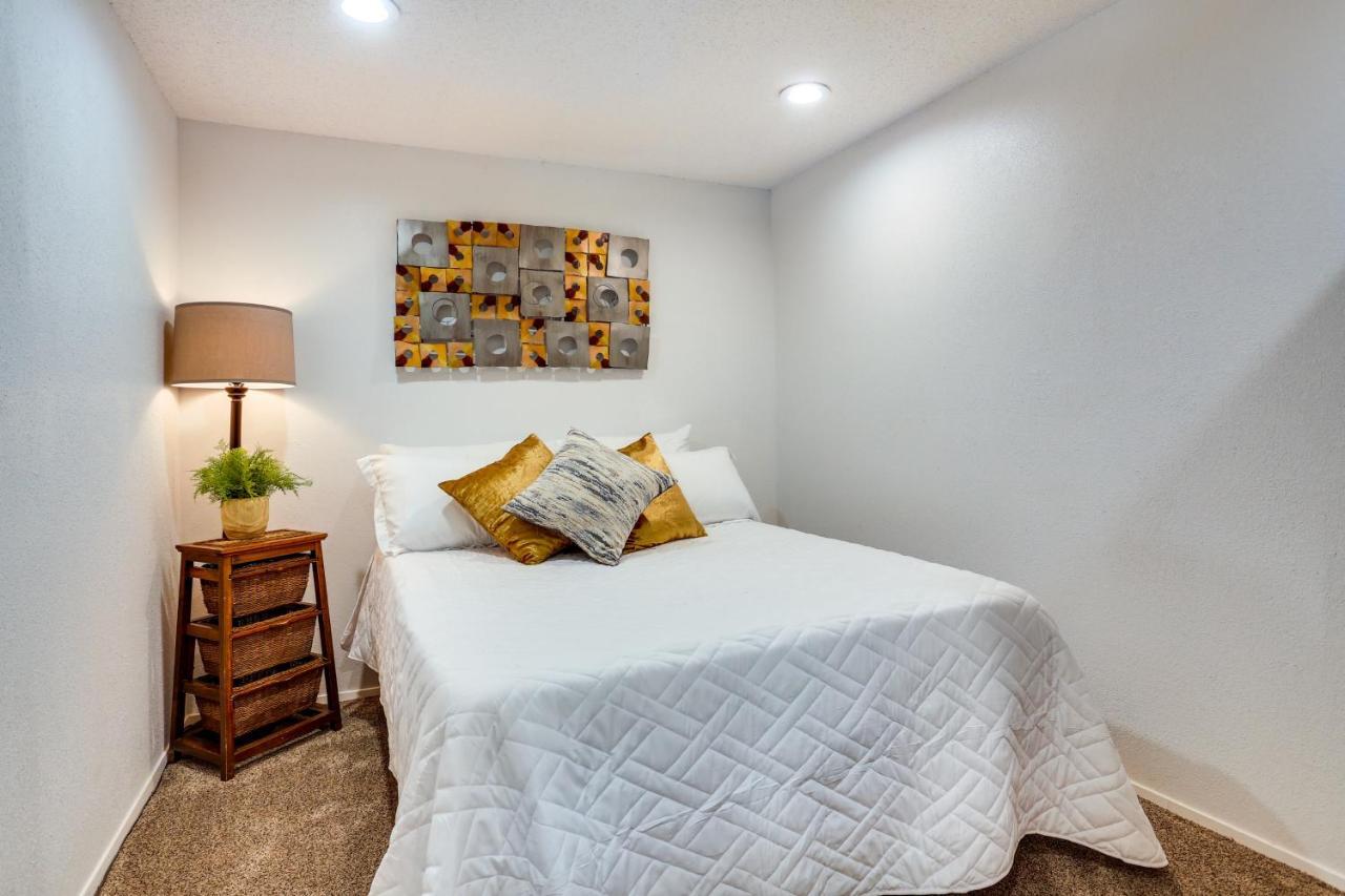 Rapid City Apartment With Mountain Views! 외부 사진